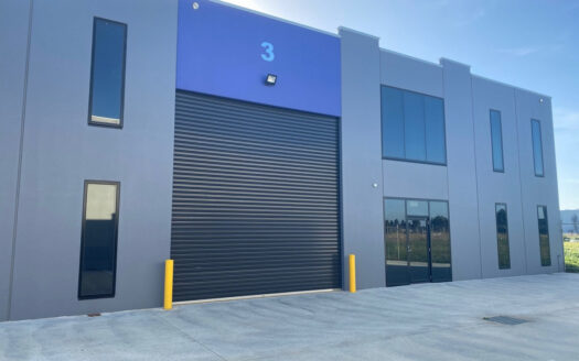 3 18-20 Futures Road, Cranbourne West  VIC  3977