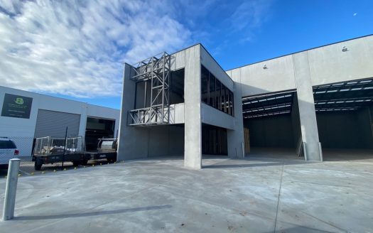 1 17-19 Futures Road, Cranbourne West VIC 3977