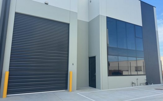 5 13 Kelly Court, Springvale VIC 3171