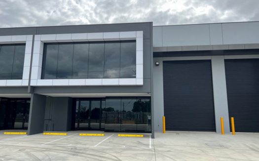 3 2 Naxos Way, Keysborough  VIC  3173