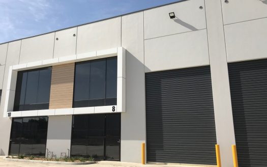 8 Mediterranean Circuit, Keysborough  VIC  3173