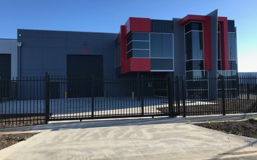 20 Morialta Road, Cranbourne West  VIC  3977