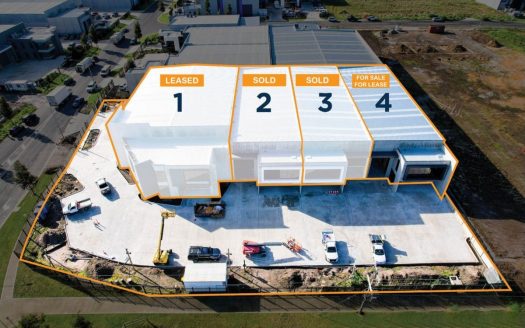 4 2 Naxos Way, Keysborough VIC 3173