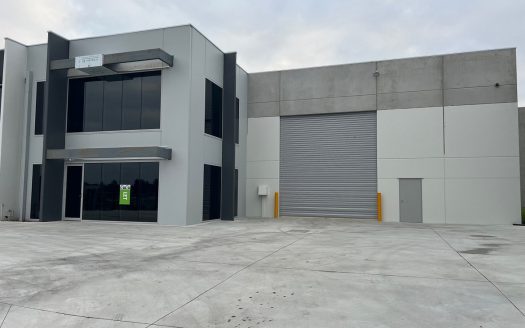 1 59 Fergus Lane, Cranbourne West  VIC  3977