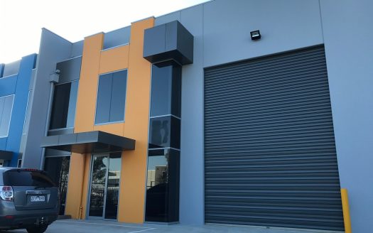 1 7 Morialta Road, Cranbourne West  VIC  3977