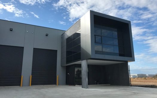 1 313 Greens Road, Keysborough  VIC  3173