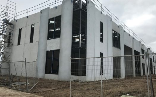 1 18-20 Futures Road, Cranbourne West  VIC  3977