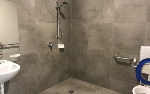 1 61 Naxos Way, Keysborough  VIC  3173