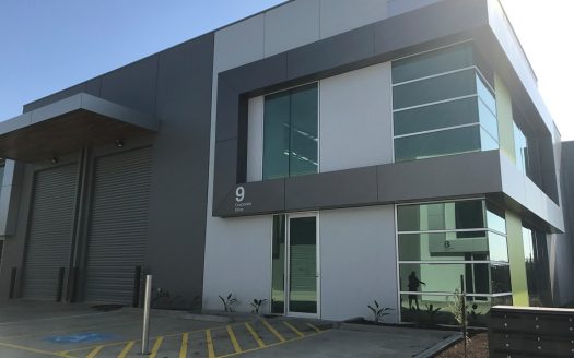 9 1-22 Corporate Drive, Cranbourne West  VIC  3977