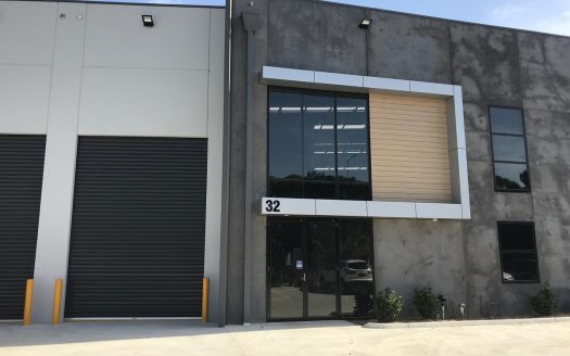 32 Mediterranean Circuit, Keysborough  VIC  3173