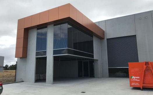 1 54 Industrial Circuit, Cranbourne West  VIC  3977