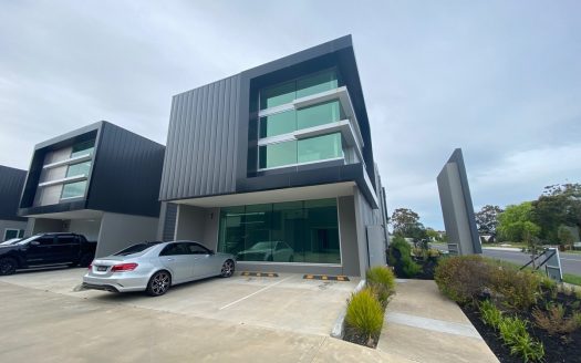 1 8 Enterprise Drive, Rowville VIC 3178