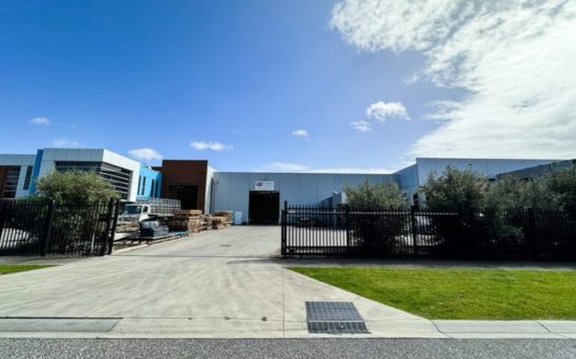 33-35 Edison Road, Dandenong South  VIC  3175
