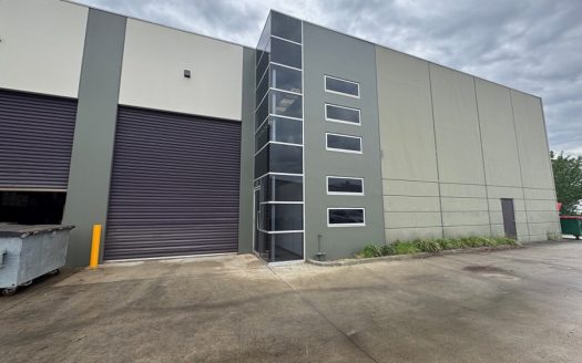 2 124-126 Rodeo Drive, Dandenong  VIC  3175