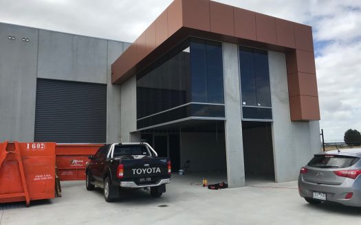 2 54 Industrial Circuit, Cranbourne West  VIC  3977